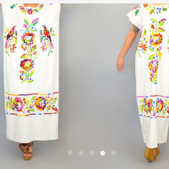 Gorgeous handmade pool coverup from Mexico - Picture 3 of 8